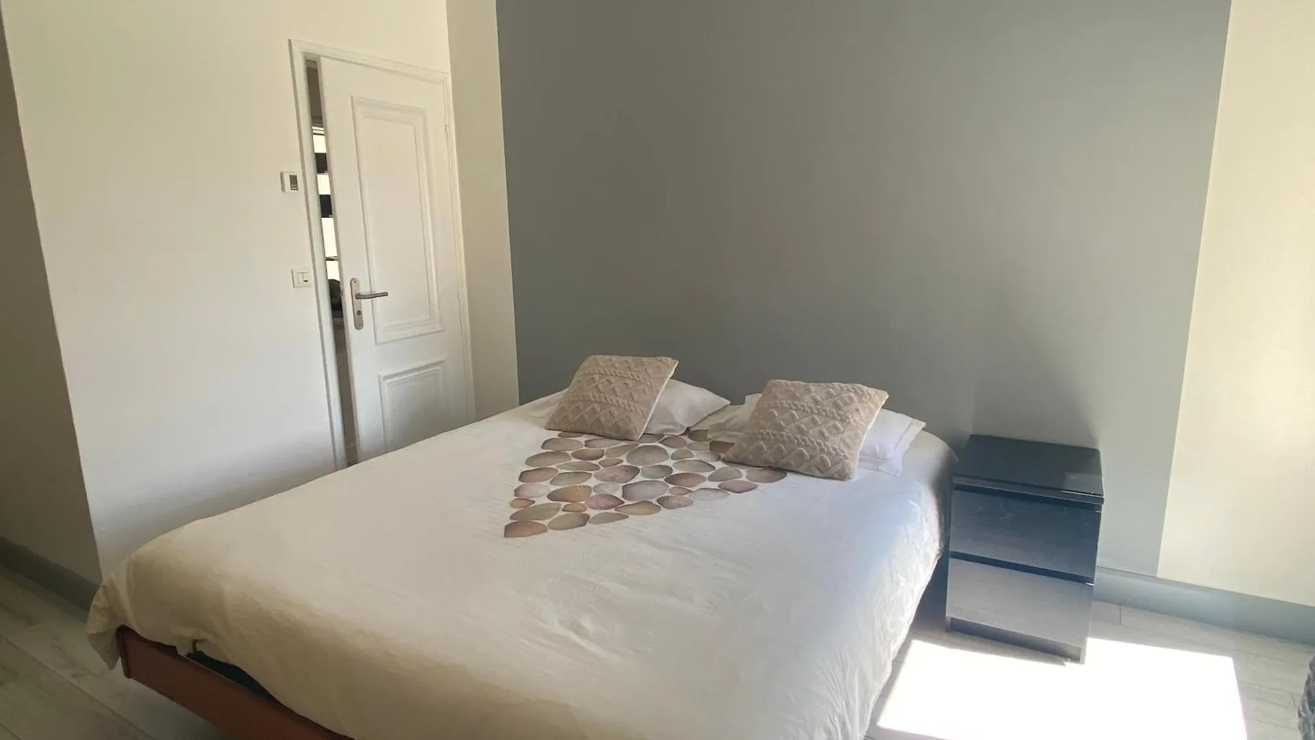 Domaine Les Buis Bed & Breakfast Saint-Fortunat-sur-Eyrieux
