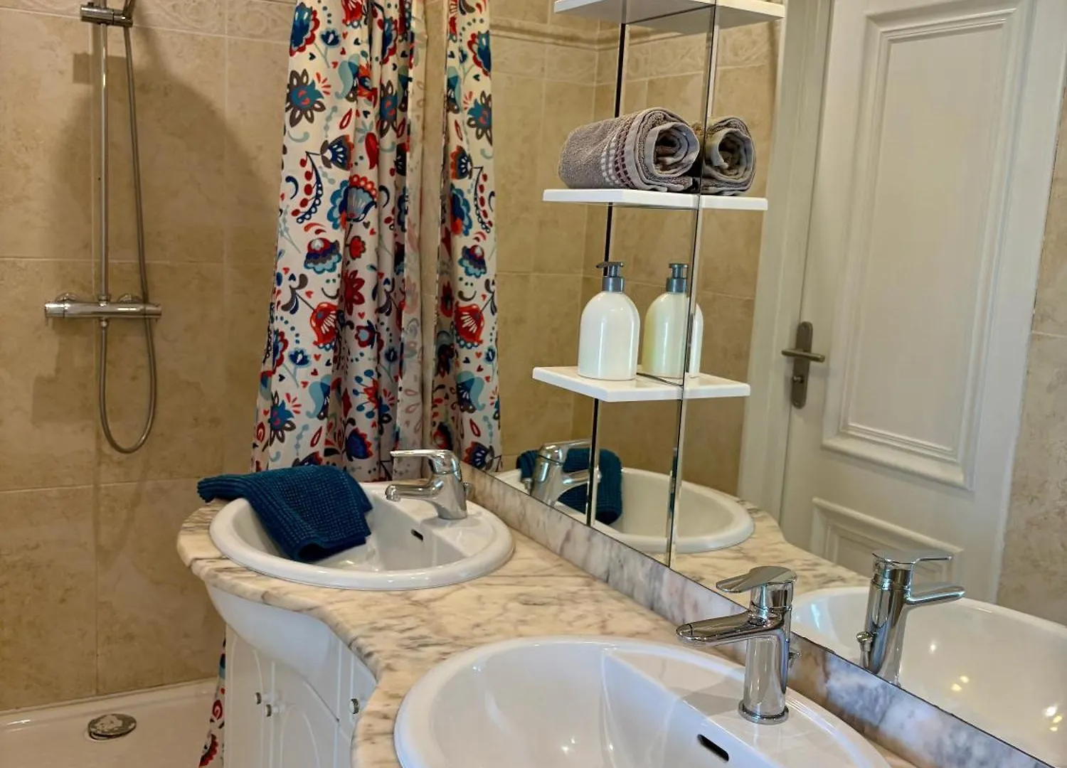 Domaine Les Buis Bed & Breakfast Saint-Fortunat-sur-Eyrieux 0*,