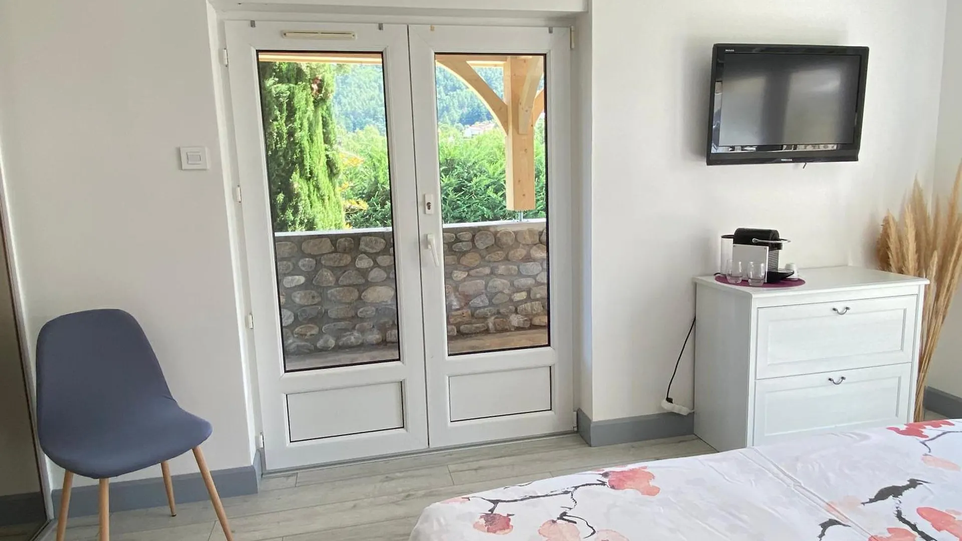 Domaine Les Buis Bed & Breakfast Saint-Fortunat-sur-Eyrieux France
